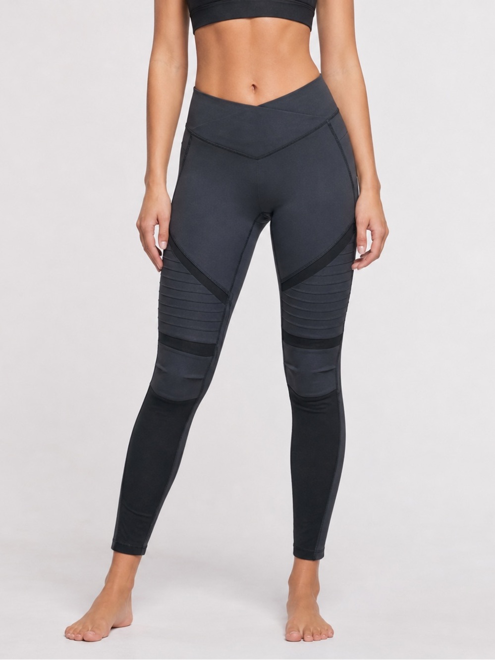 NWT Halara cross front mesh bottom Leggings XS length 7/8 black high waisted